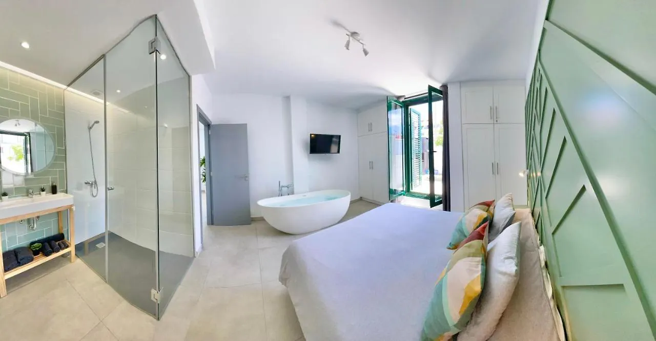 Taucho - Private, Heatable Pool, Bbq, 4 Bedrooms - Vivienda Vacacional 푸에르토 데 산티아고