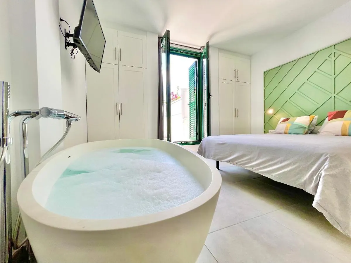 Taucho - Private, Heatable Pool, Bbq, 4 Bedrooms - Vivienda Vacacional 푸에르토 데 산티아고