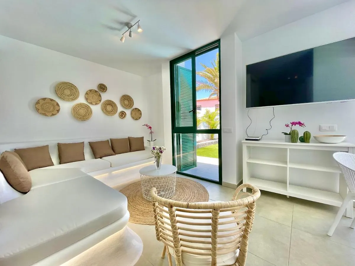 펜션 Taucho - Private, Heatable Pool, Bbq, 4 Bedrooms - Vivienda Vacacional 푸에르토 데 산티아고